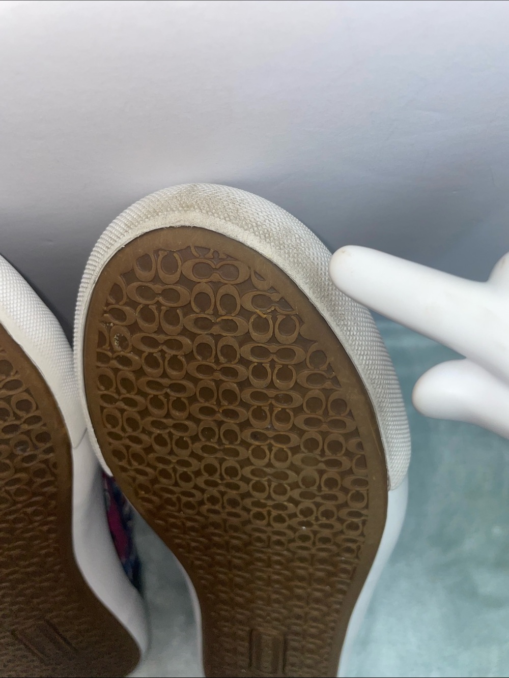 Coach ‘Barrett’ Poppy C Signature Low Top Woman’s Sneakers - Picture 11 of 15